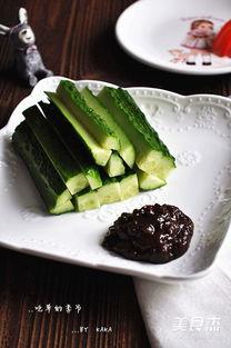 台湾吃瓜蘸酱视频,解锁地道风味新体验