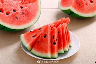 山东景点吃瓜女,揭秘当地特色美食之旅  第2张