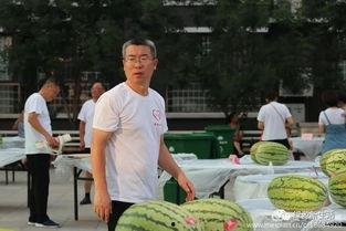 吃瓜现场操,揭秘“吃瓜现场”背后的娱乐真相